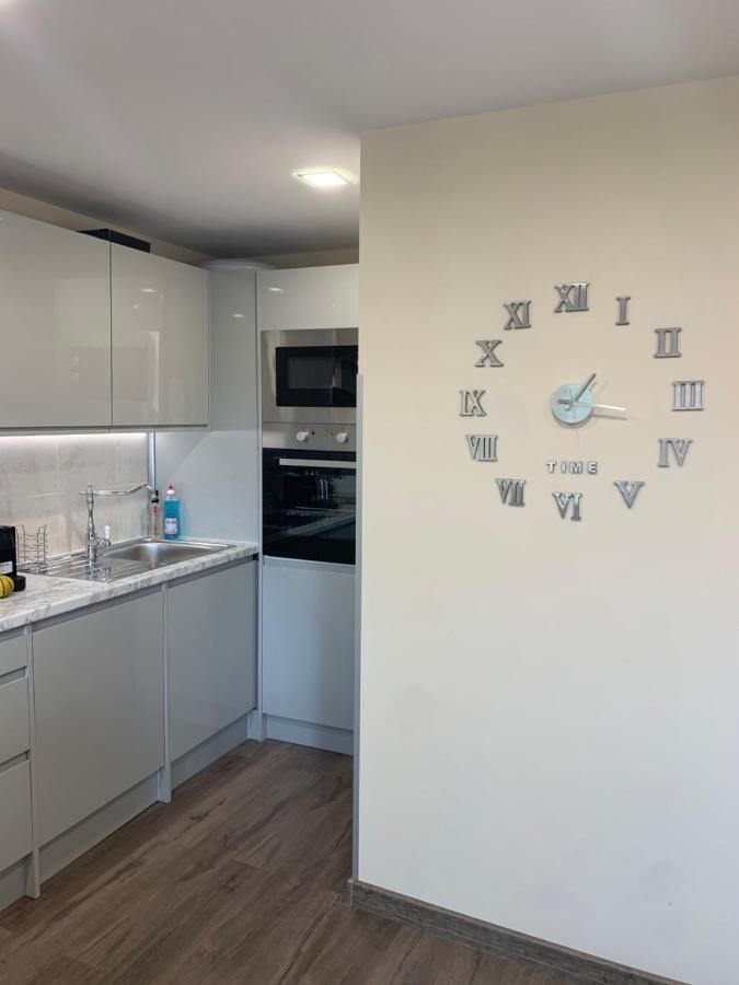 Apartment Zdravets 2, In The Heart Of The Old City Veliko Tárnovo Exterior foto